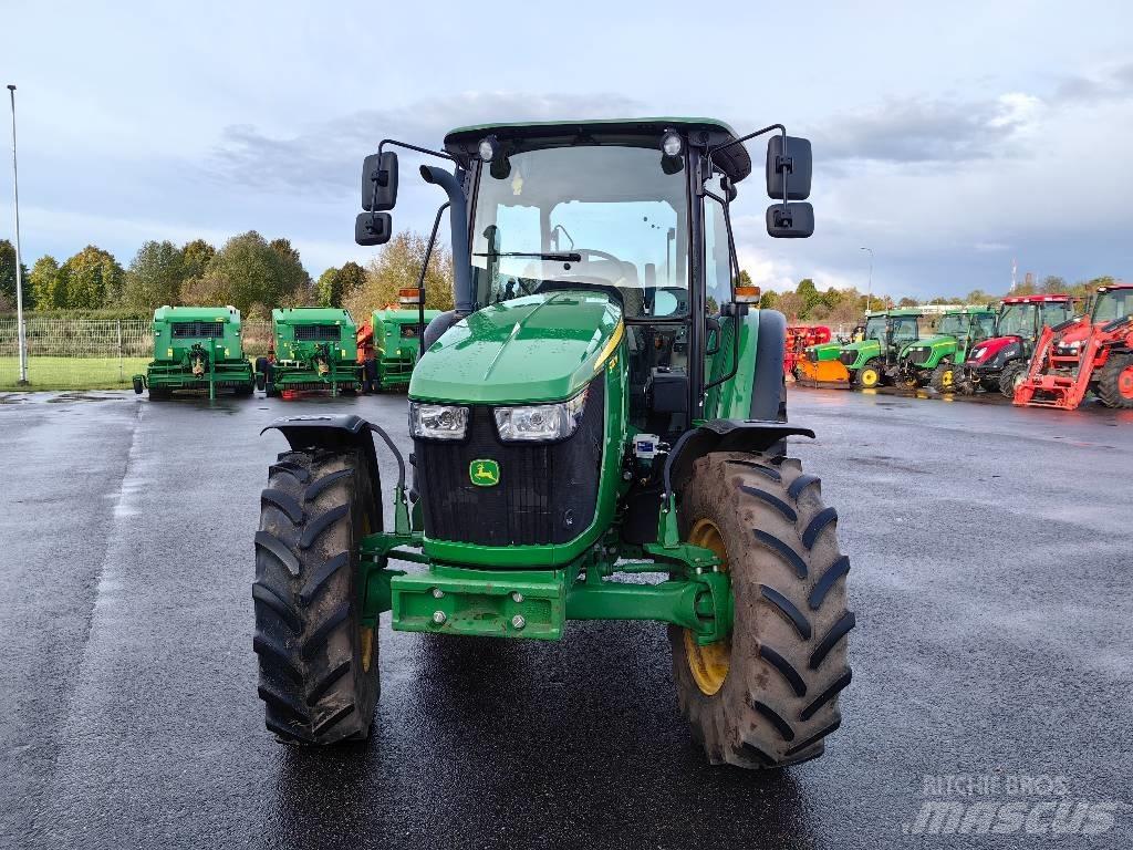 John Deere 5100 M Traktorer