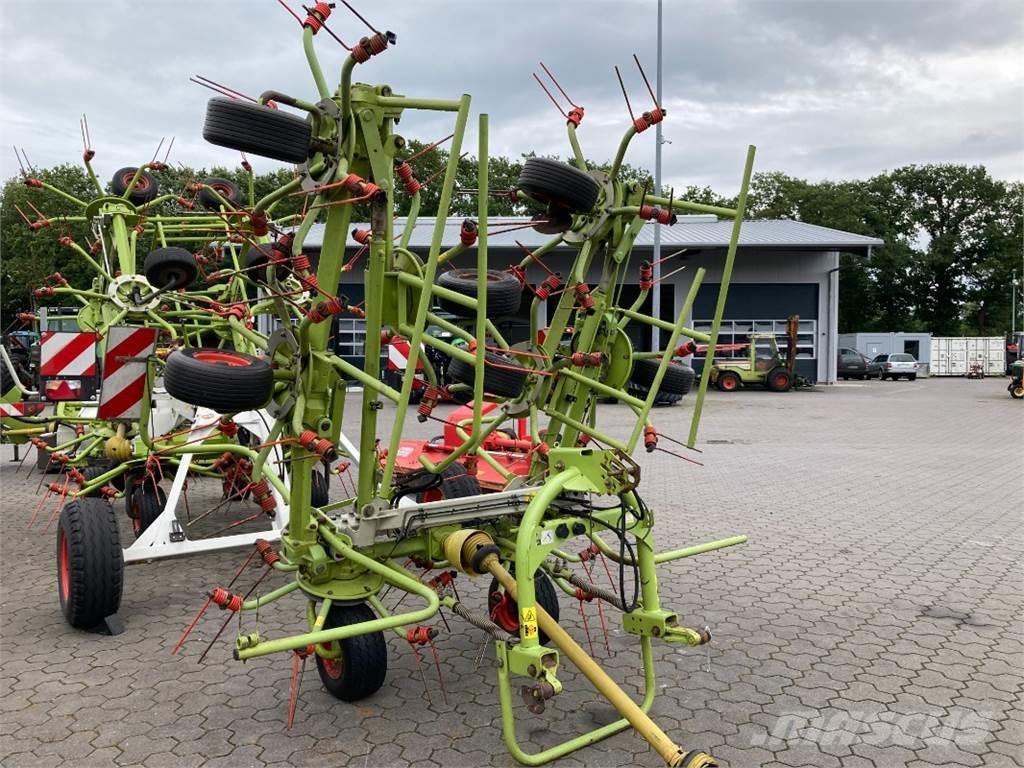 CLAAS Volto 870 Vändare och luftare