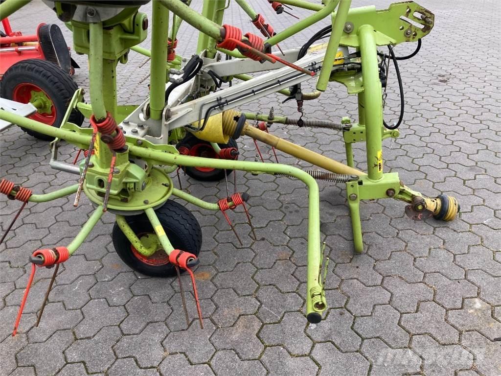 CLAAS Volto 870 Vändare och luftare