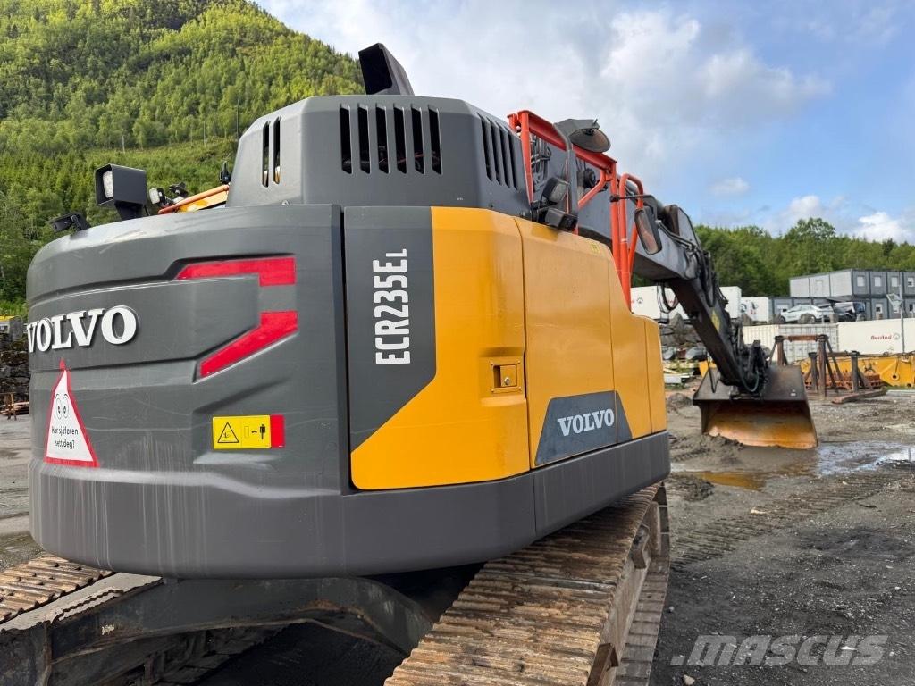 Volvo ECR 235 E Bandgrävare