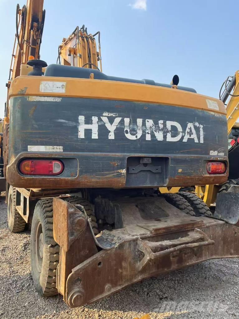 Hyundai 210W-9 Hjulgrävare