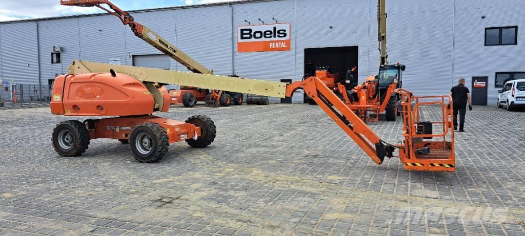 JLG 600AJ Bomliftar