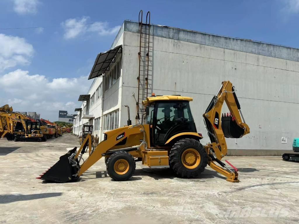 CAT 420 F Grävlastare
