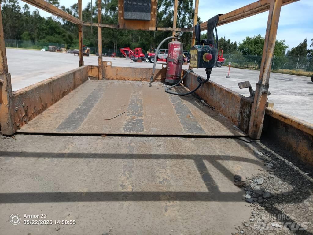 Haulotte Compact 10 Saxliftar