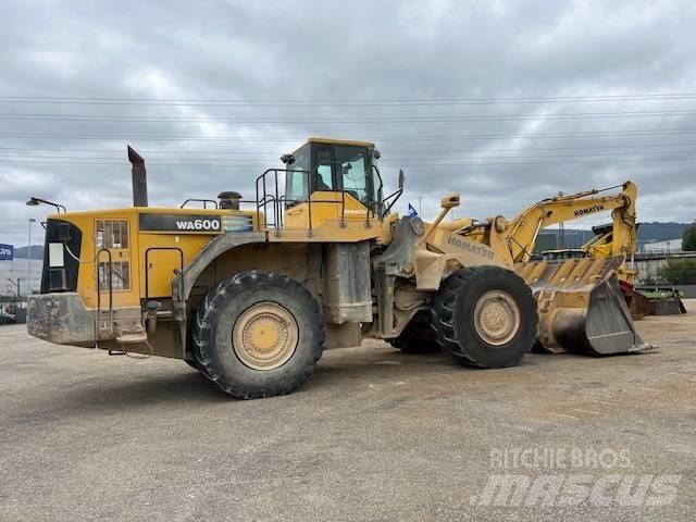 Komatsu WA 600-6 Hjullastare