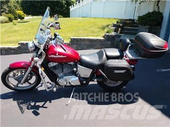 Honda VT1100 Arbetsbåtar, pråmar och pontoner