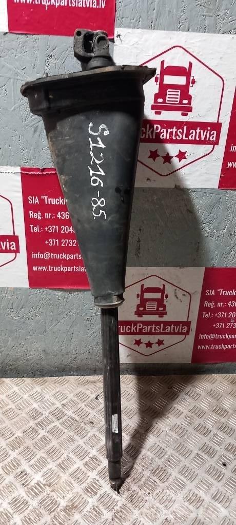 Scania R 440    1540426 Hytter och interiör