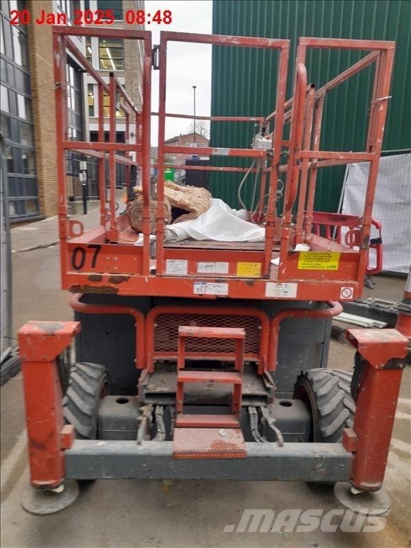 SkyJack 6832 RT Saxliftar