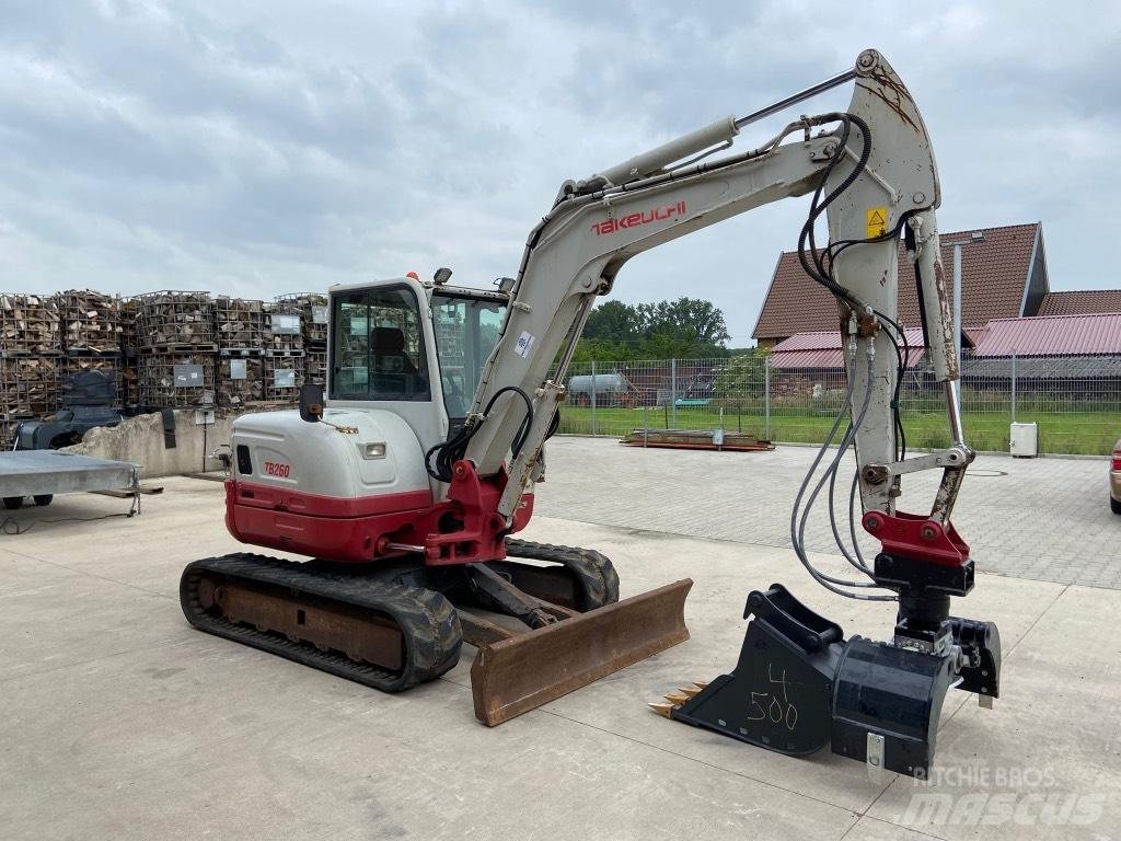 Takeuchi TB 260 Minigrävare < 7t