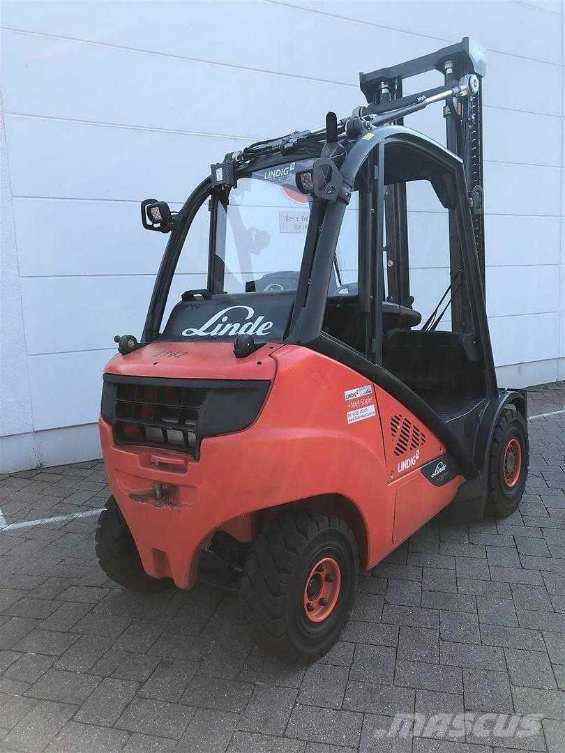 Linde H30T Gasolmotviktstruckar