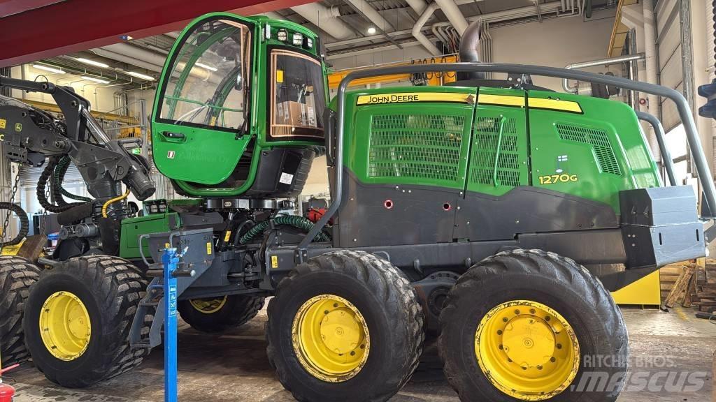 John Deere 1270 G Skördare