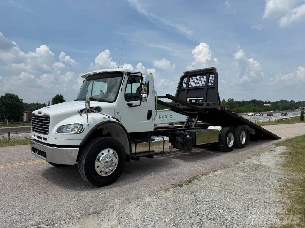 Freightliner M2 Bärgningsbilar