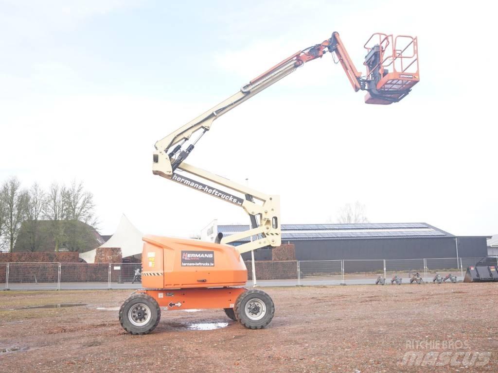 JLG 520 AJ Bomliftar