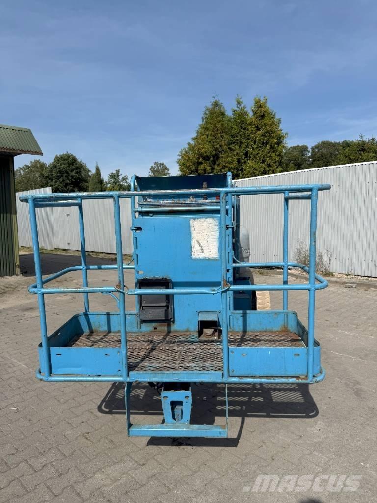 Genie Z 45/25 DC Bomliftar