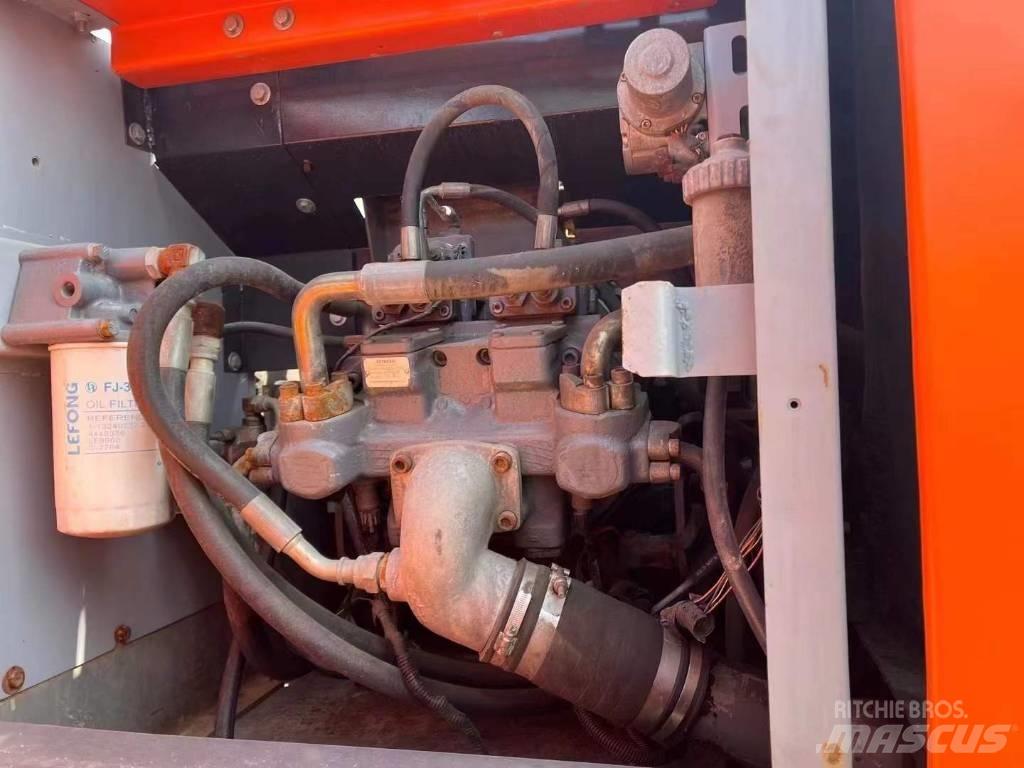 Hitachi zaxis240 Bandgrävare
