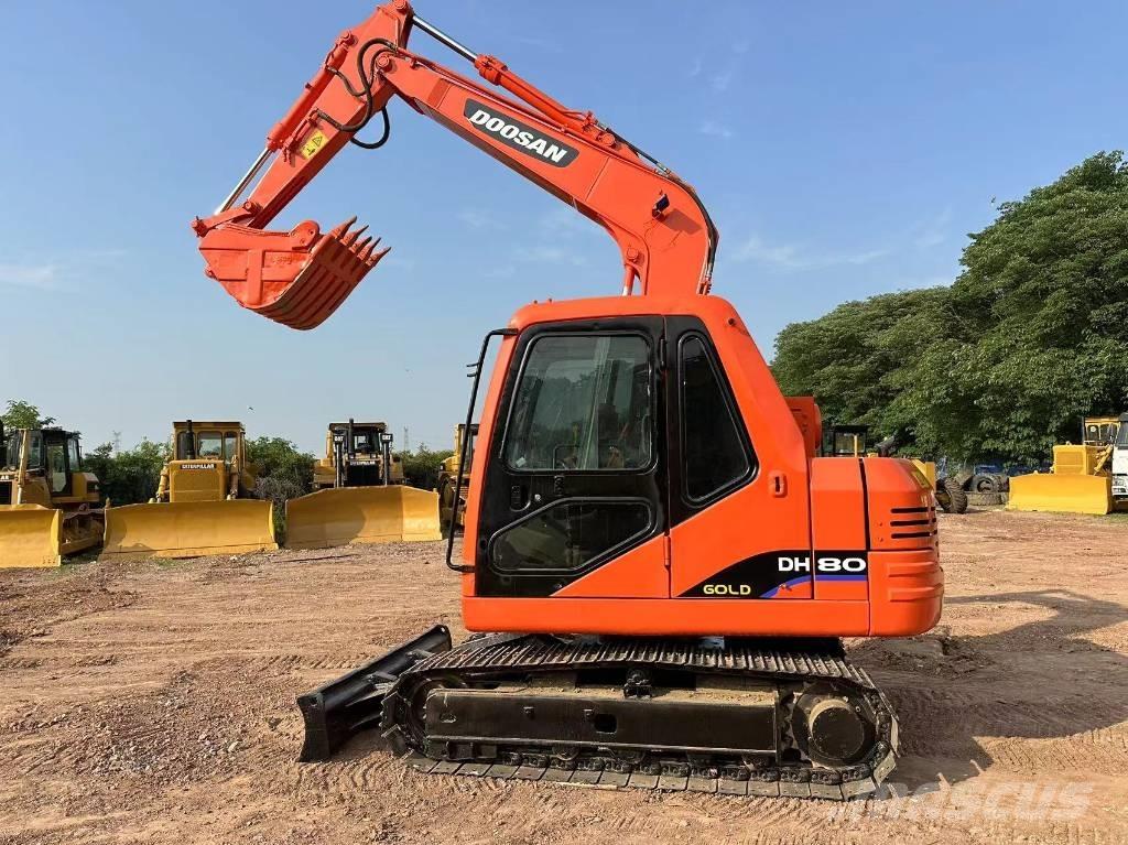 Doosan DH 80 Midigrävmaskiner 7t - 12t