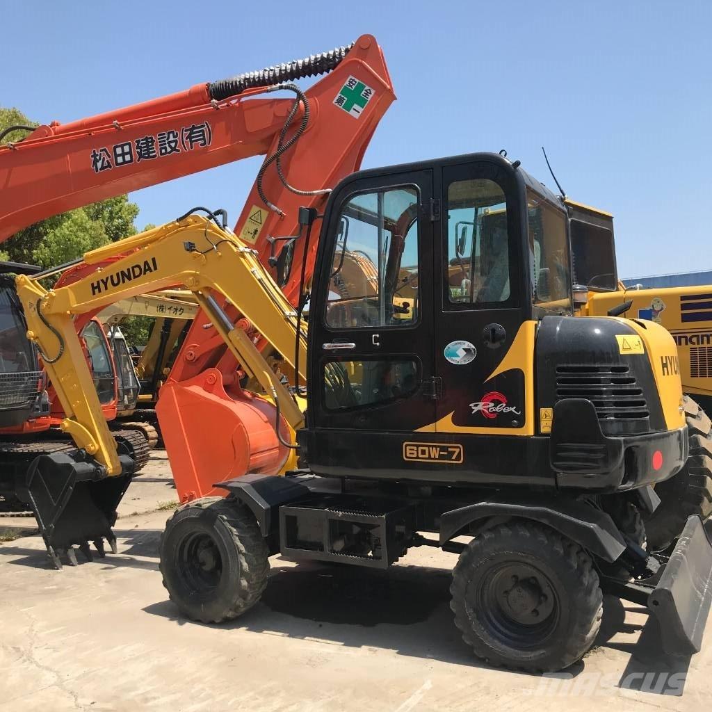 Hyundai 60 W Midigrävmaskiner 7t - 12t