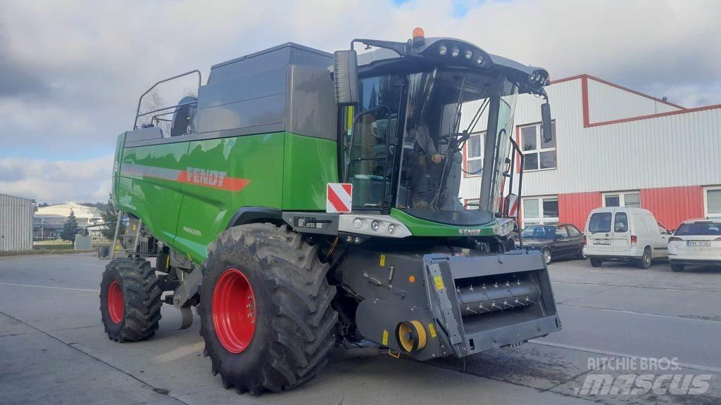 Fendt 6335 C PL Skördetröskor