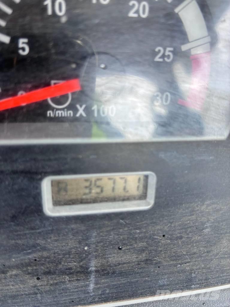 CAT 432 F Grävlastare