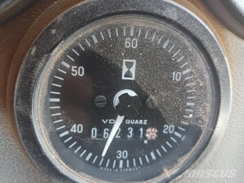 Renault DG 290 Truckar och lastare för gruvor