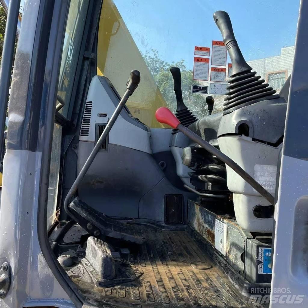 Komatsu PC78US-6 Bandgrävare