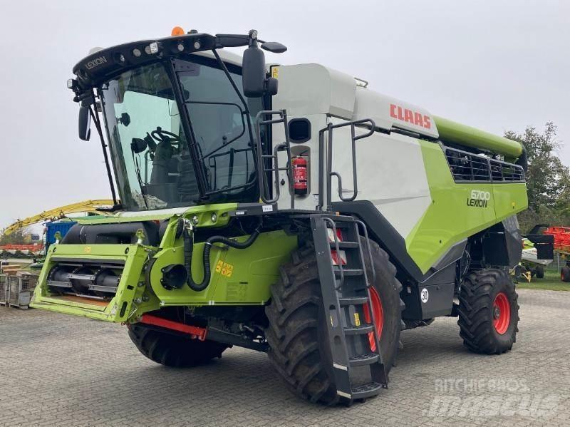 CLAAS LEXION 6700 Skördetröskor
