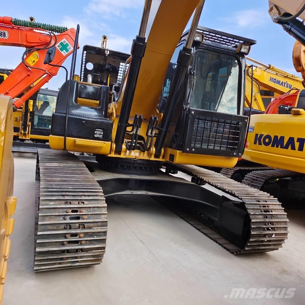 CAT 320 D2L Bandgrävare