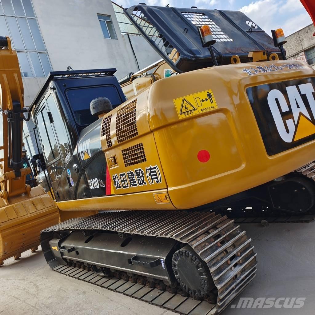 CAT 320 D2L Bandgrävare