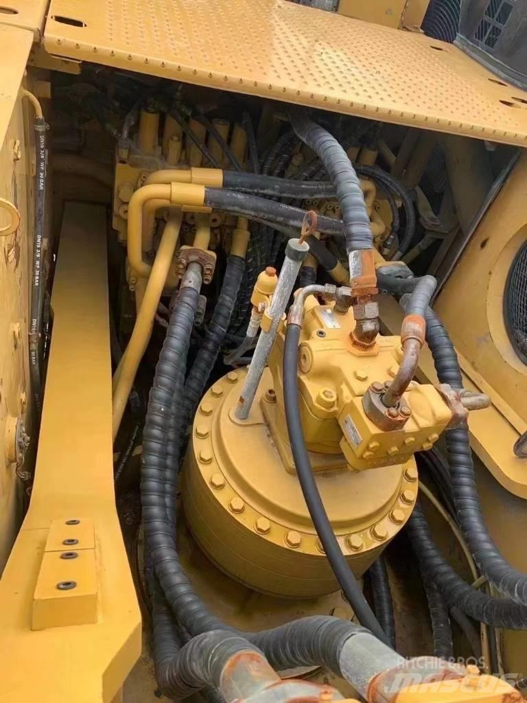 CAT 336 D Grävmaskiner med lång räckvidd