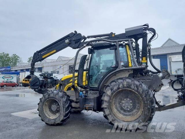 Valtra N153 Skogstraktorer