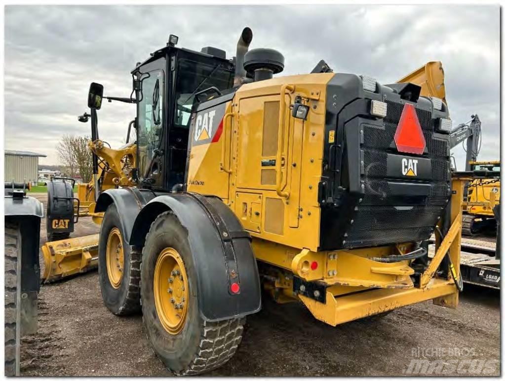 CAT 12 M 3 Väghyvlar
