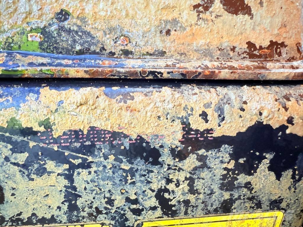 JCB 3TST Minidumprar