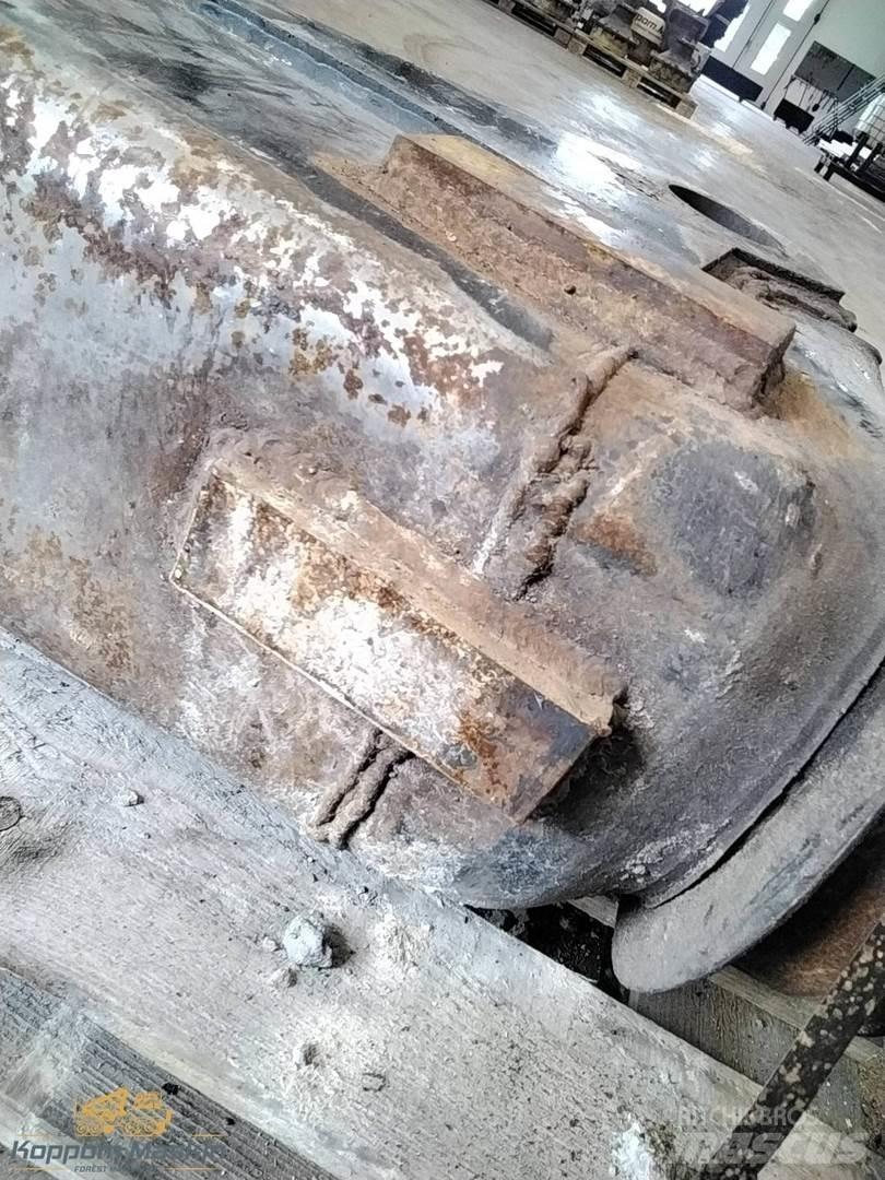 Komatsu 105F Skotarkranar