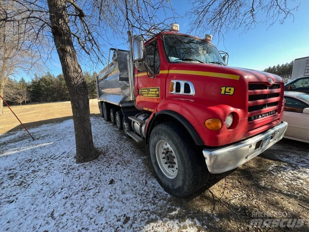 Sterling L 7500 Tippbilar