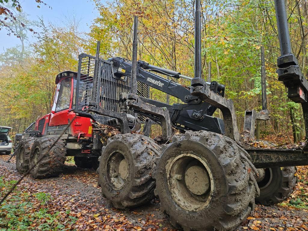 Komatsu 875 Skotare