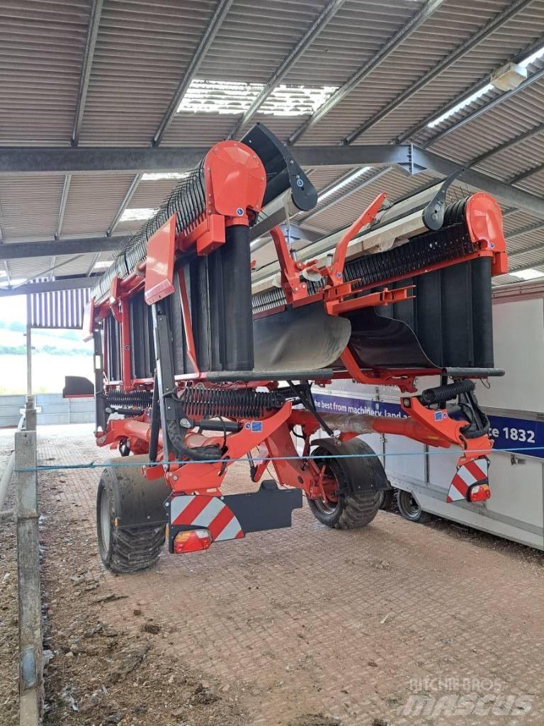 Kuhn Merge Maxx Vändare och luftare