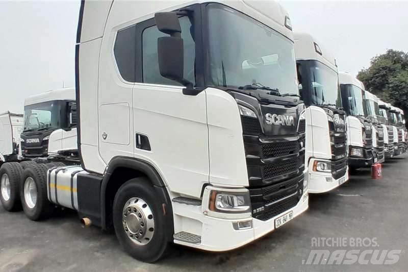 Scania R560 Övriga bilar