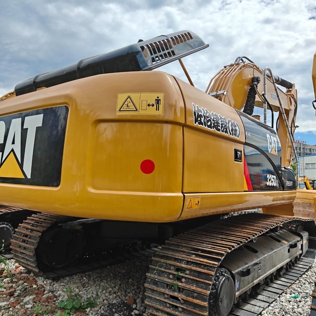 CAT 325D Bandgrävare
