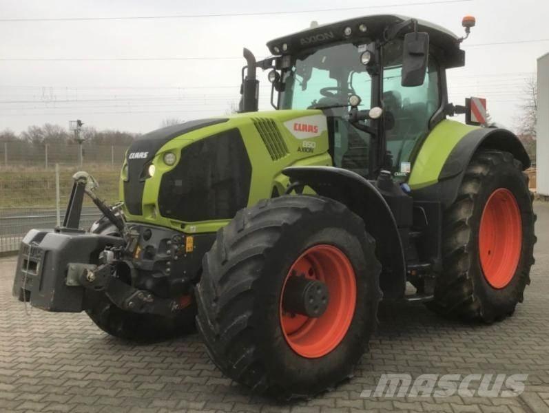 CLAAS AXION 850 Traktorer