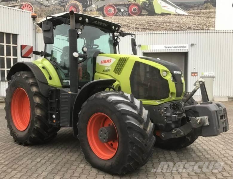 CLAAS AXION 850 Traktorer