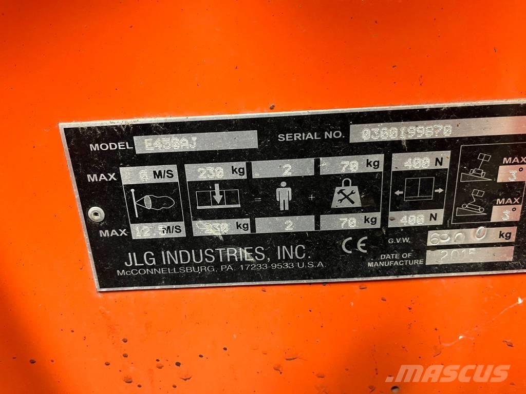 JLG E 450 AJ Bomliftar