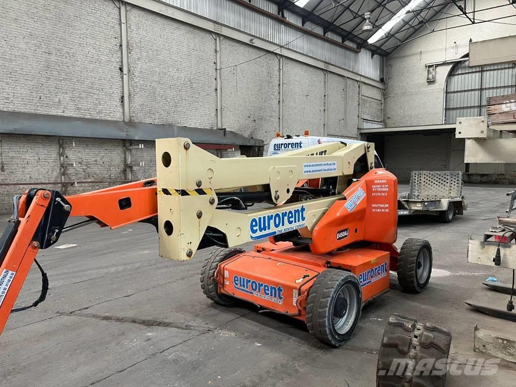 JLG E 450 AJ Bomliftar