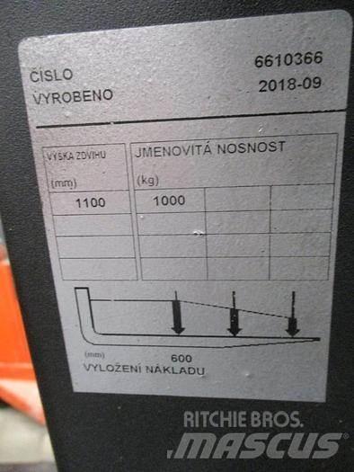 Toyota OSE 100W Plocktruck, låglyftande