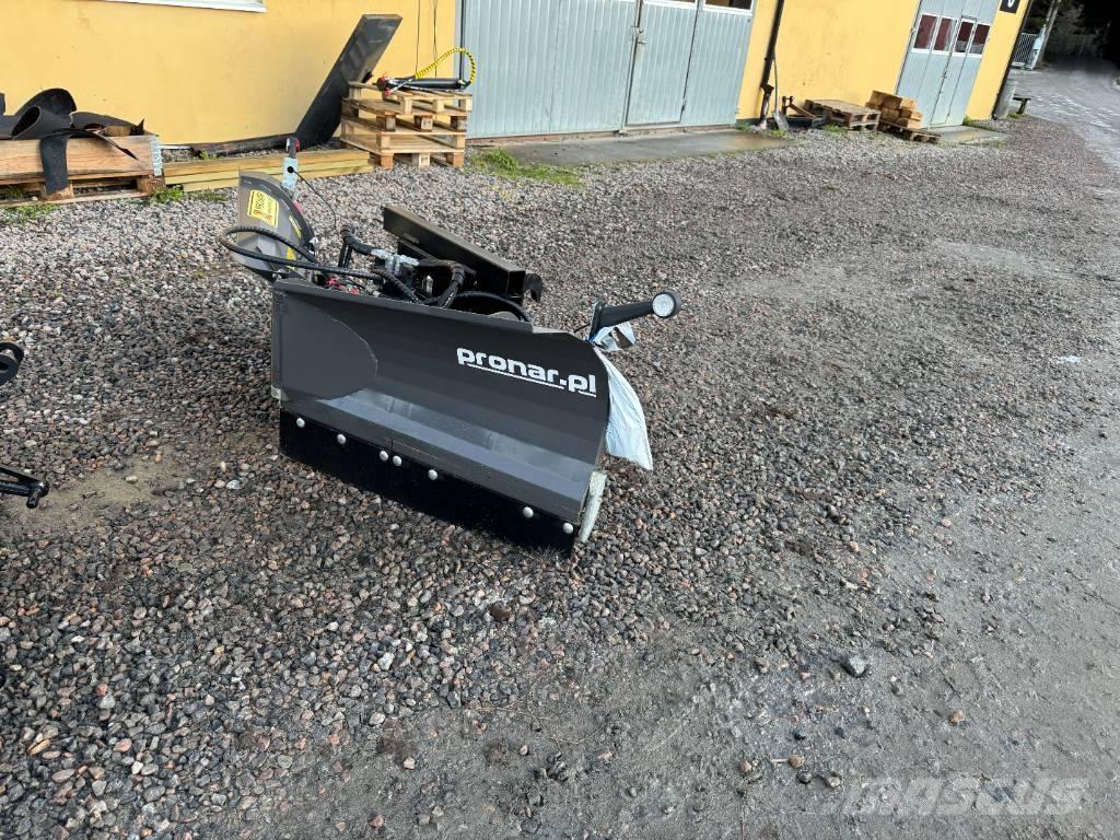 Pronar PUV 2000M Snöblad och plogar
