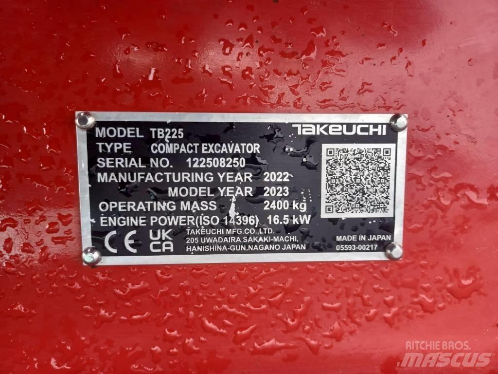 Takeuchi TB 225 Minigrävare < 7t