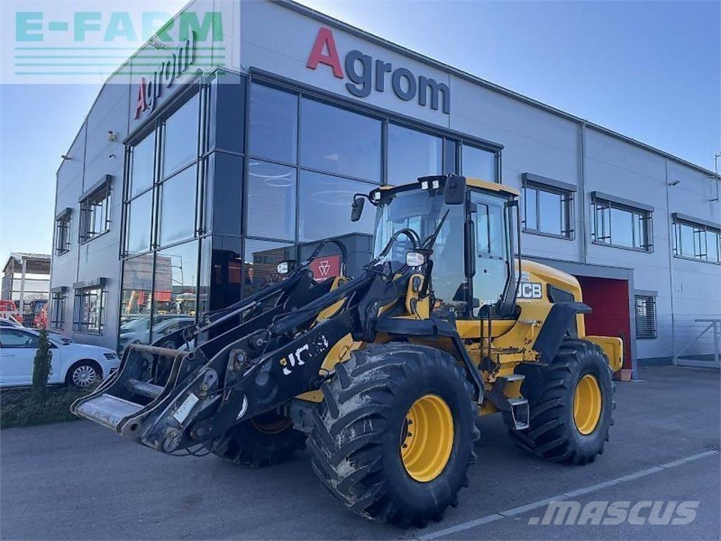 JCB 427 ht agri Minigrävare < 7t