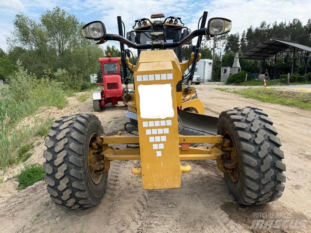 CAT 140 M Väghyvlar
