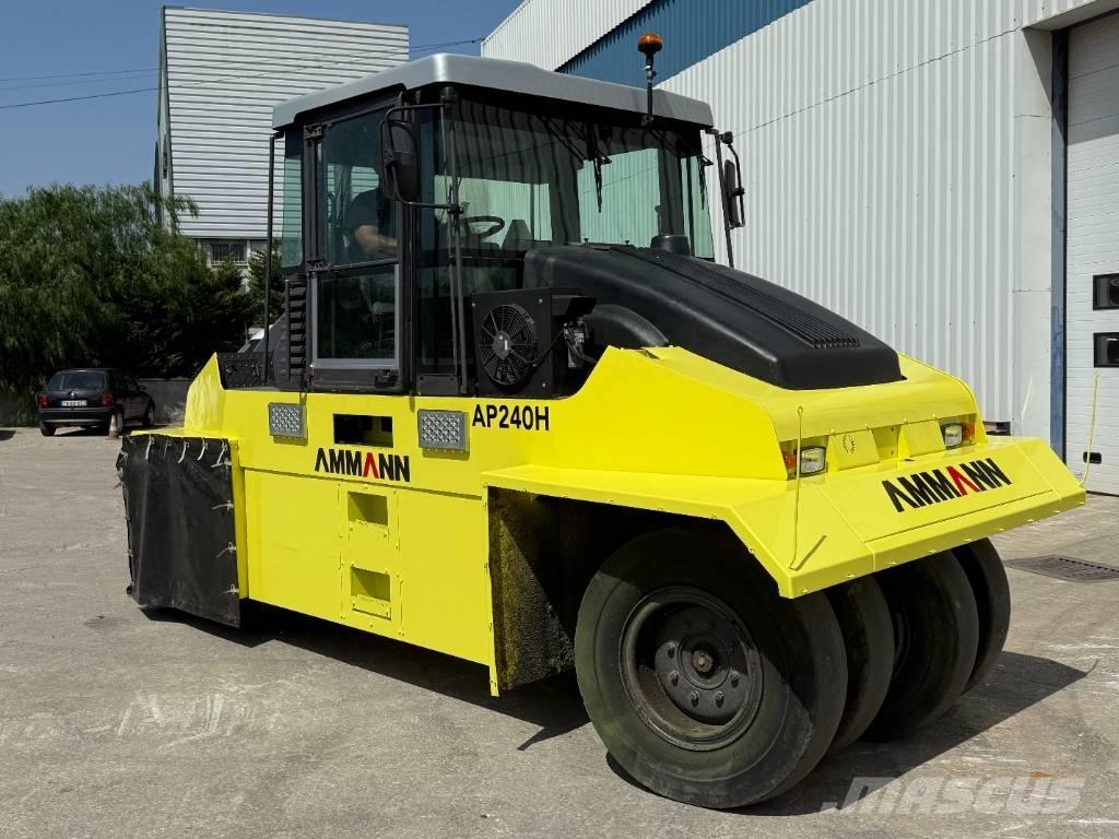 Ammann AP 240 H Pneumatiska Hjulvältar
