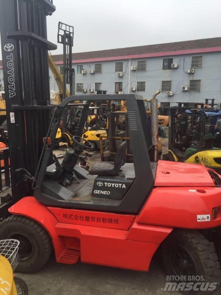 Toyota 8 Ton Dieselmotviktstruckar