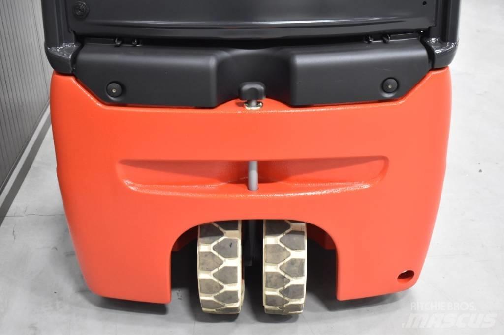 Linde E 14 Elmotviktstruckar